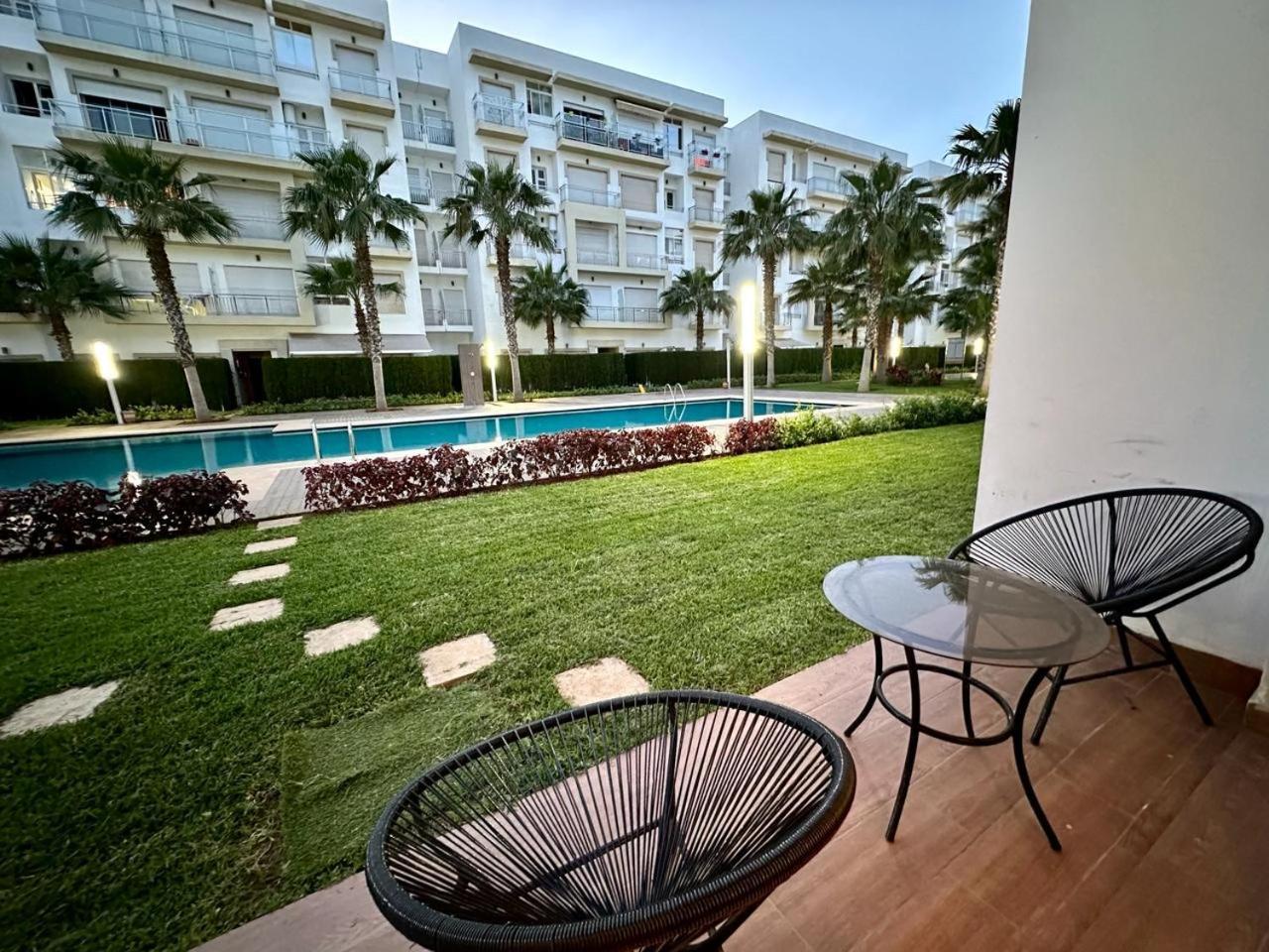 Apparemment De Luxe Vue Piscine Daire Bouznika Dış mekan fotoğraf