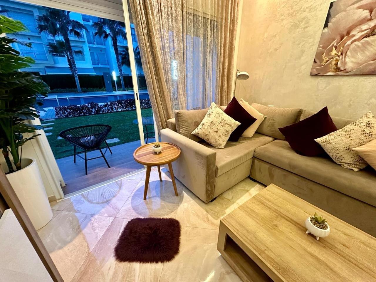Apparemment De Luxe Vue Piscine Daire Bouznika Dış mekan fotoğraf